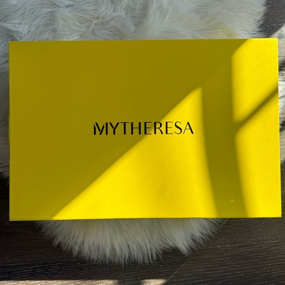 NWT Versace Intarsia Chunky Pink Light Purple Knit Wool Fringe Scarf MyTheresa - Picture 8 of 17